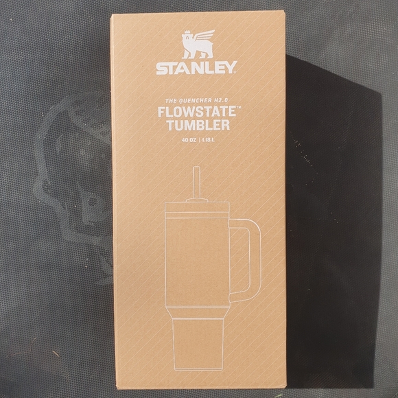 THE QUENCHER H2.0 FLOWSTATE™ TUMBLER (SOFT MATTE) | 40 OZ - Picture 4 of 4